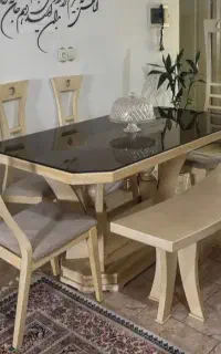 میز ناهار خوری چوبی