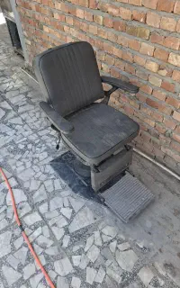 صندلی ارایشگاه