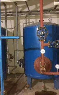 تعمیر نگهداری موتور خانه و استخر