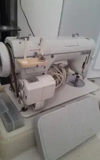 چرخ خیاطی ژانومه مدل ۶۷۲
