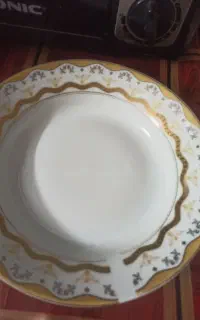 بشقاب