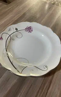 بشقاب غذا خوری