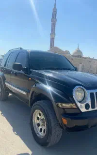 جیپ چروکی لیبرتی ۶ سیلندر ۲۰۰۴