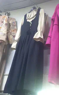 وسایل مغازه لباسفروشی