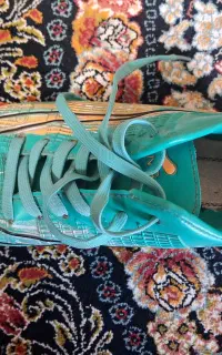 کفش ورزشی
