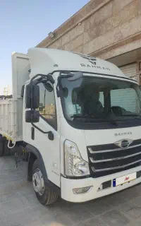 دو دستگاه ایسوزو ۶تن مدل ۸۷ و ۹۰