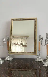 آینه و شمعدان