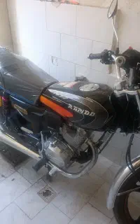 هندا ۲۰۰ راپیدو خشک