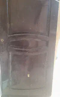 فروش دو عدد د ر فروشی یکی ورودی یکی هم اتاق