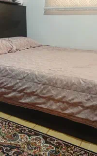 تخت دو نفره همراه تشک طبی فنری سالم