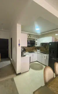 ۱۲۸ متر خوش‌نقشه / زیر قیمت منطقه / سند تک‌برگ