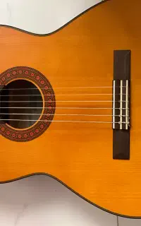 گیتار اصل اندونزی یاماها30/70