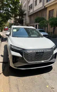 ائودی Q4 فول ۲۰۲۵ (نمایشگاه نیستم باپلاک‌ومدارک)