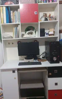میز کامپیوتر