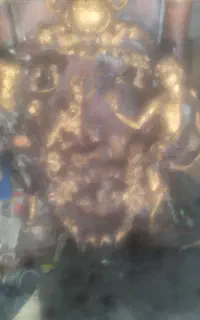 دکوری کاردستی دارای شیلنگ آبپاش آکواریومی با پایه