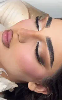 سالن زیبایی تخصصی رویانا