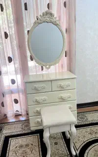آینه و درآور خیلی تمیز در حد نو