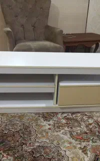 میز تلوزیون