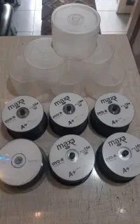 300 عدد DVD آرشیو صوتی (آهنگ خارجی)