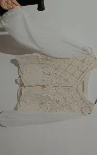لباس دانتل با آستین حریر و پف