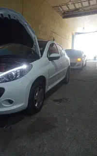 مکانیک سیار مجهز به تعمیرگاه و یدک کش