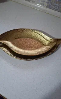 ظرف دکوری طلایی