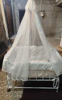 گهواره تمیز کم کار