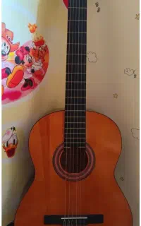 آرامیس گیتار