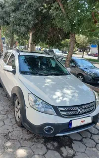 خودرو سواری دانگ فنگ اچ سی کراس