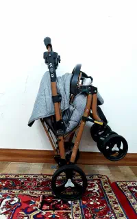 کالسکه بنیتا در حد نو واقعی مناسب سیسمونی