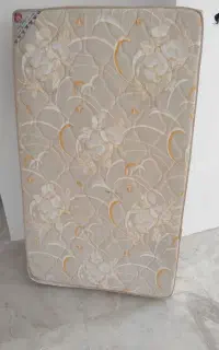 تشک تخت نوزاد