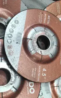 صفحه سنگ ساب کوچیک کومودو ۶×۱۱۵ در اصفهان