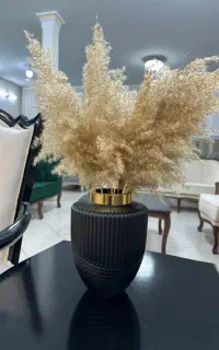 گلدان مشکی