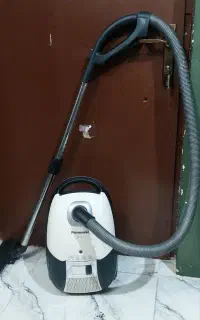 جاروبرقی panasonic