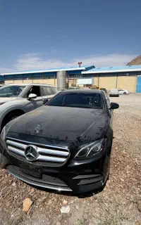 بنز e300 2017 پشت فنس