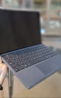 لپ تاپ سورفیس surface pro 5 با موس و کیبرد و شارژر