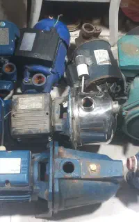 فقط  آبگرمکن دیواری کارکرده و پمپ آب