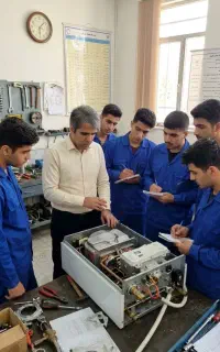 آموزش کولر گازی و پکیج و آبگرمکن (پردرآمد)