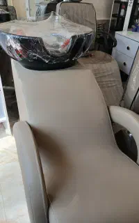 صندلی اصلاح و سرشور