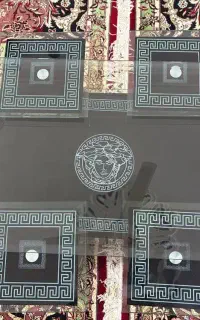چهار تا عسلی  +یک عدد میزجلو مبلی بزرگ