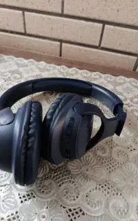 هدفون بلوتوثی از برند JBL