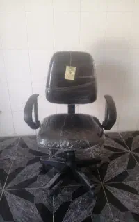 فروشنده