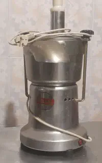 آبمیوه گیرصنعتی