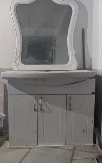 آئینه و روشوئی
