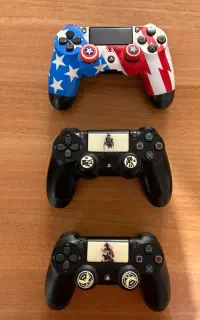 دسته PS4 درحد نو