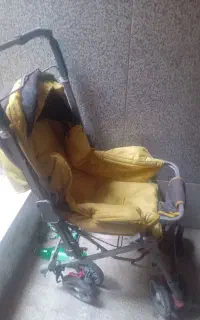 ۲عدد کالسکه نیاز ب تعمیر