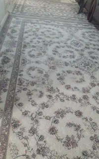 ۲ عدد فرش یکی ۱۲ متری و یکی ۶ متری