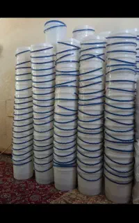 سطل 8کیلویی با درب محکم در حد نو