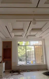 گچکاری ساختمان با انواع نور پرداز واتوبوسی دستی