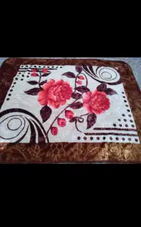 دو عدد پتوی گلبافت ،گل برجسته،سافرون،تک نفره